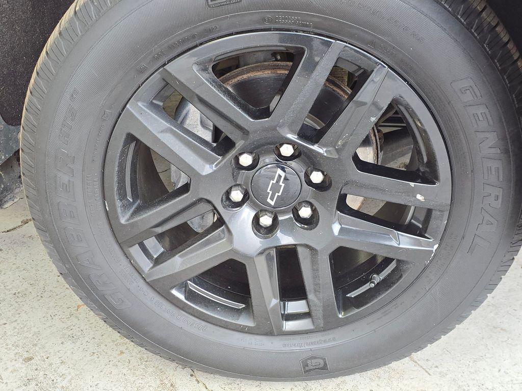 used 2022 Chevrolet Silverado 1500 car, priced at $32,995