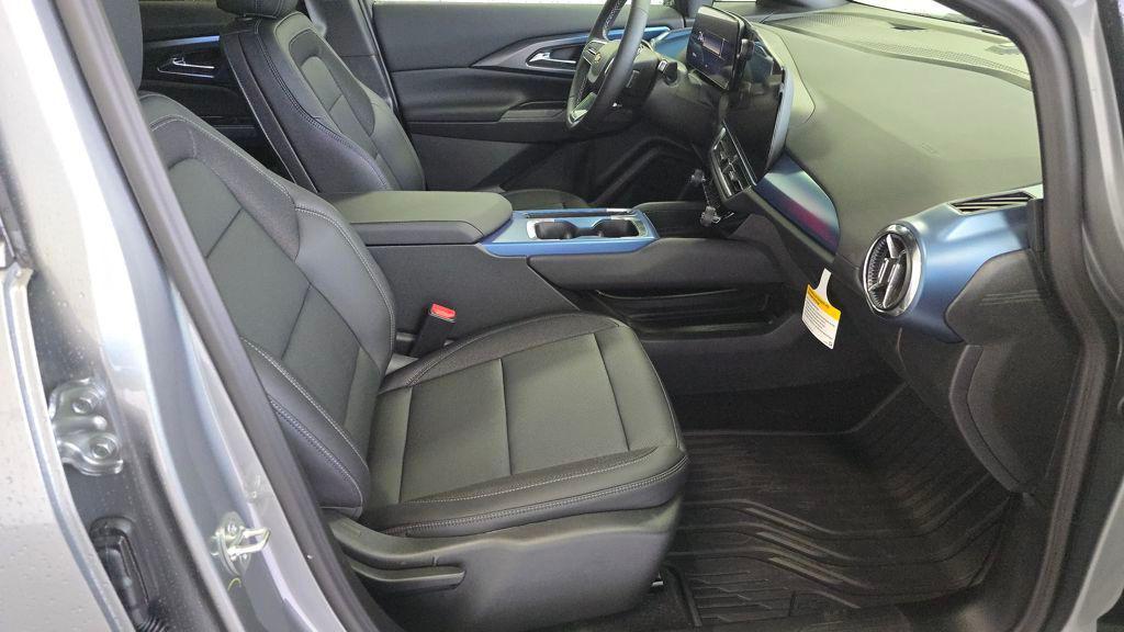 new 2026 Chevrolet Equinox EV car, priced at $39,660