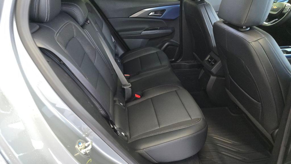 new 2026 Chevrolet Equinox EV car, priced at $39,660