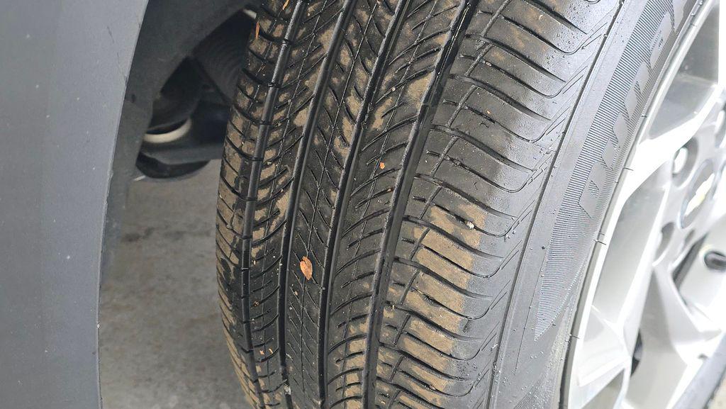 used 2024 Chevrolet Trax car, priced at $21,455