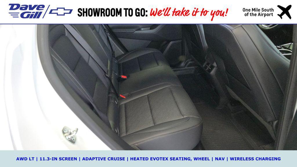 new 2026 Chevrolet Equinox car, priced at $32,613