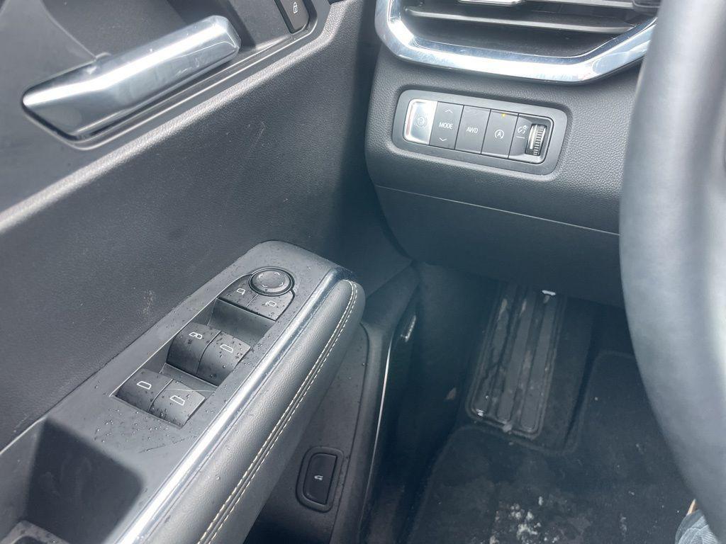 used 2025 GMC Acadia car, priced at $34,992