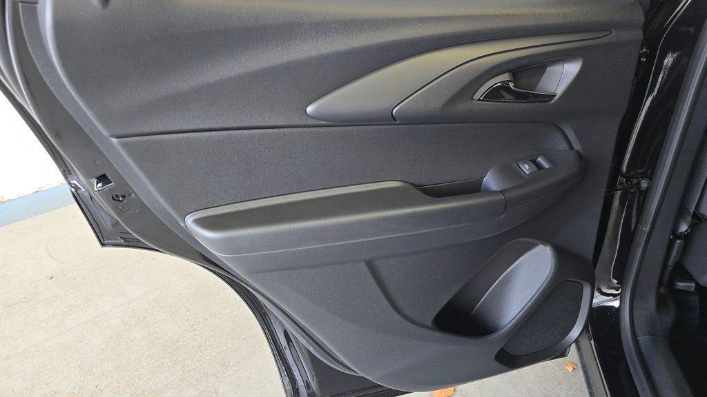 new 2026 Chevrolet TrailBlazer car, priced at $27,905