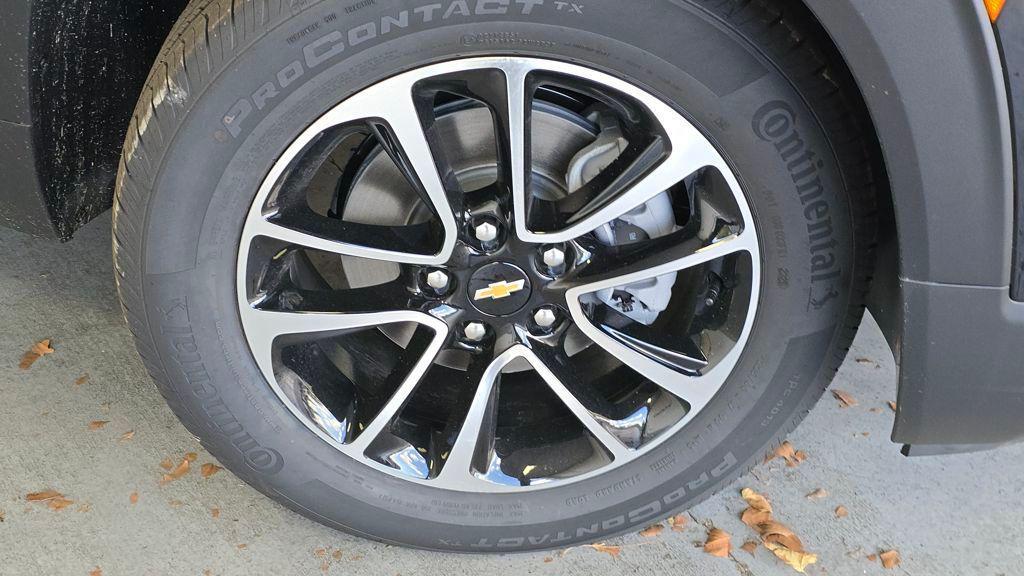 new 2026 Chevrolet TrailBlazer car, priced at $27,905
