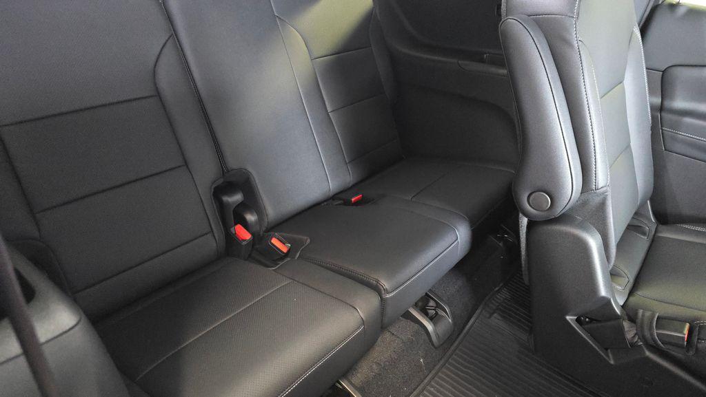 new 2026 Chevrolet Traverse car, priced at $43,489