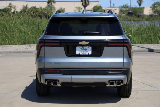 new 2026 Chevrolet Traverse car, priced at $42,658