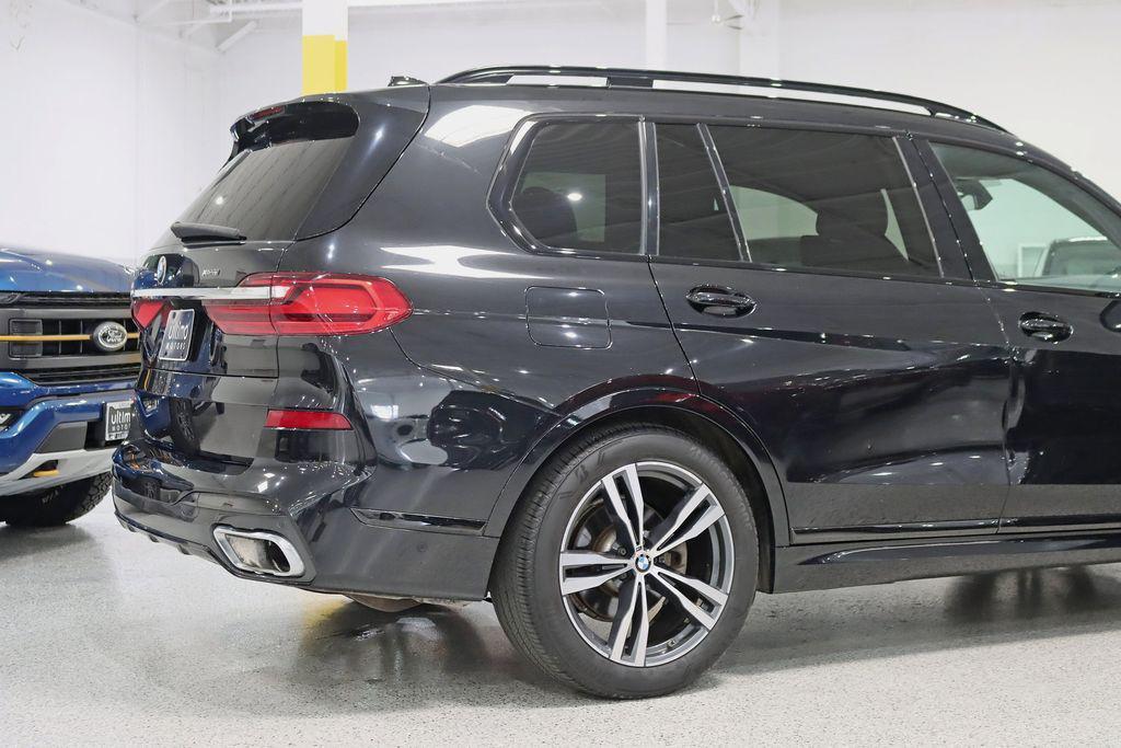 used 2020 BMW X7 car