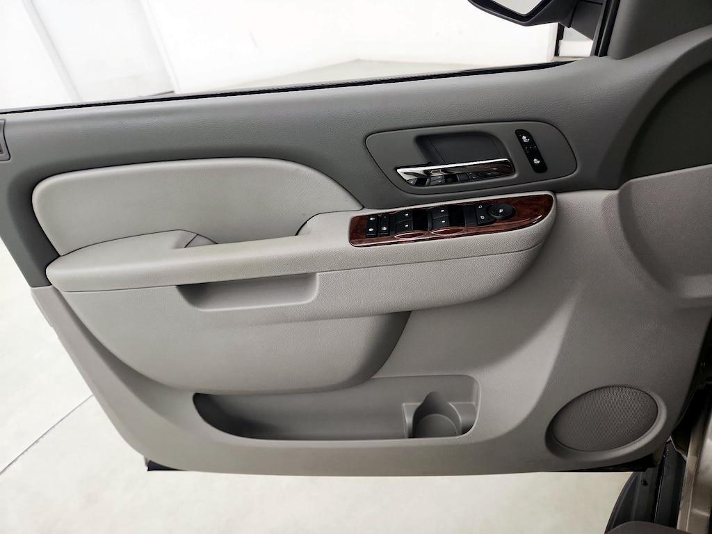 used 2014 GMC Yukon car, priced at $25,998