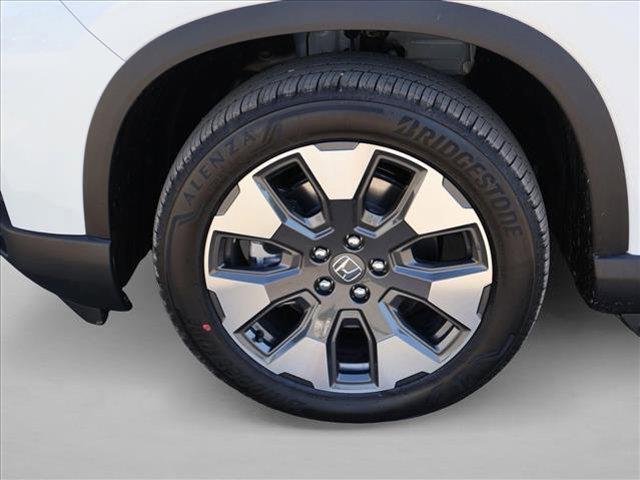 new 2026 Honda Pilot car, priced at $58,040