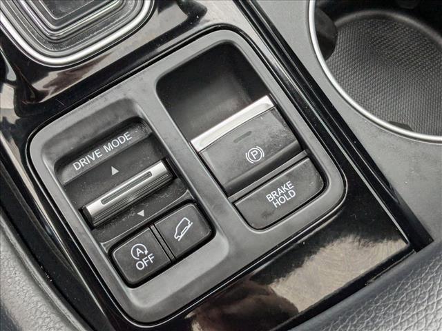 used 2025 Honda Pilot car, priced at $40,890