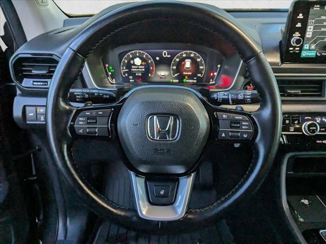 used 2025 Honda Pilot car, priced at $46,998