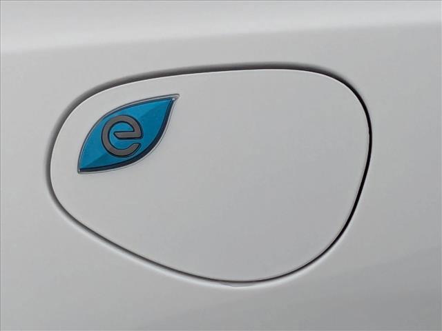 used 2024 Chrysler Pacifica Hybrid car, priced at $29,884