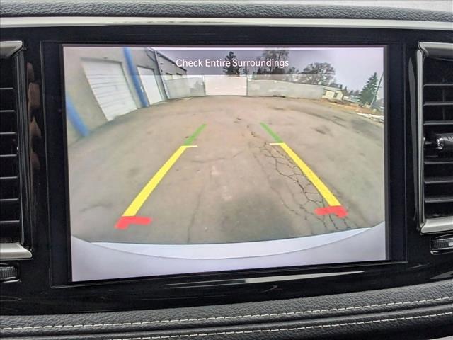 used 2024 Chrysler Pacifica Hybrid car, priced at $29,884