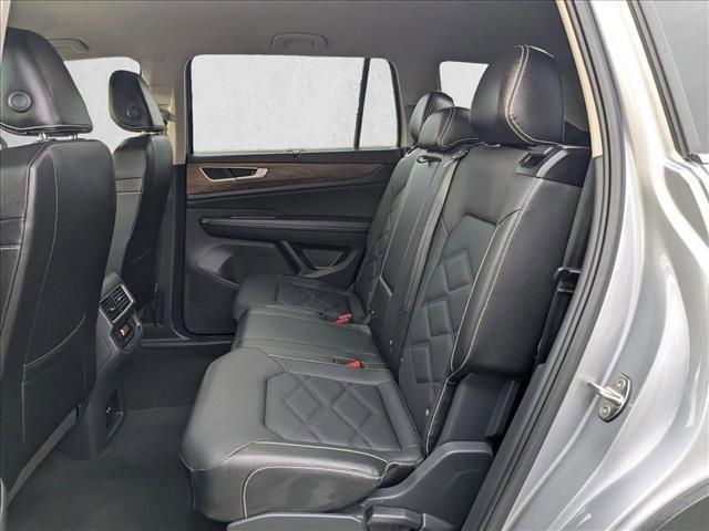 used 2025 Volkswagen Atlas car, priced at $31,314