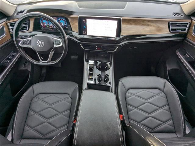 used 2025 Volkswagen Atlas car, priced at $31,314