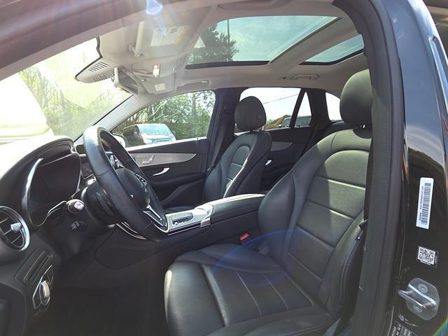 used 2020 Mercedes-Benz GLC 300 car