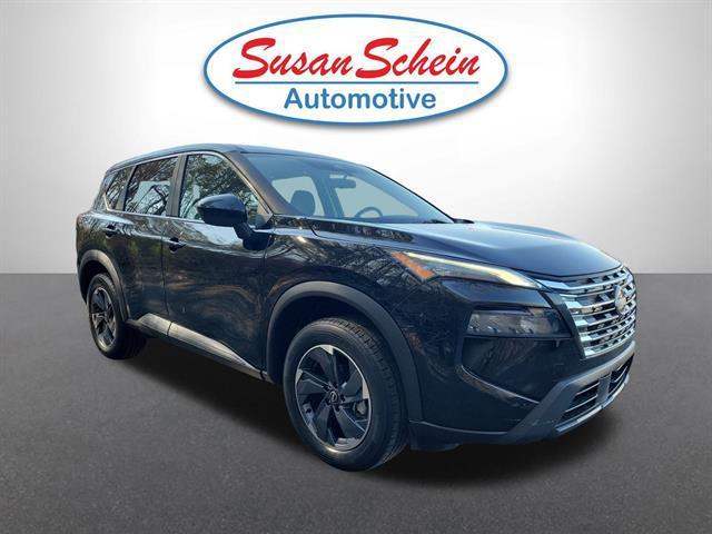 used 2024 Nissan Rogue car, priced at $18,999