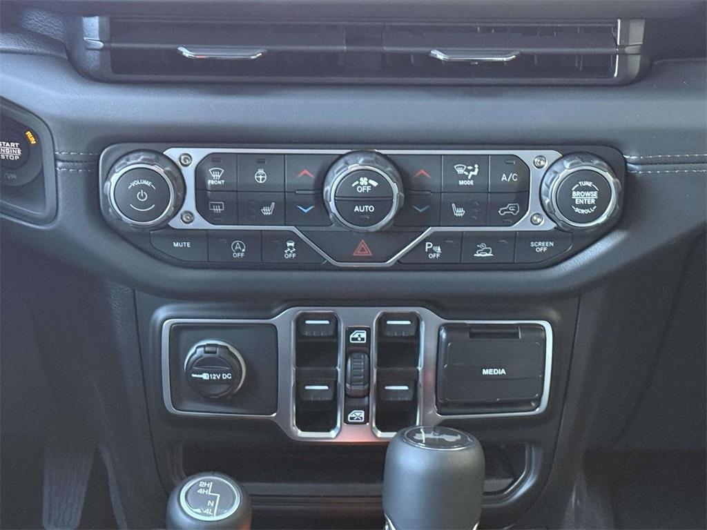 new 2026 Jeep Wrangler car, priced at $49,913