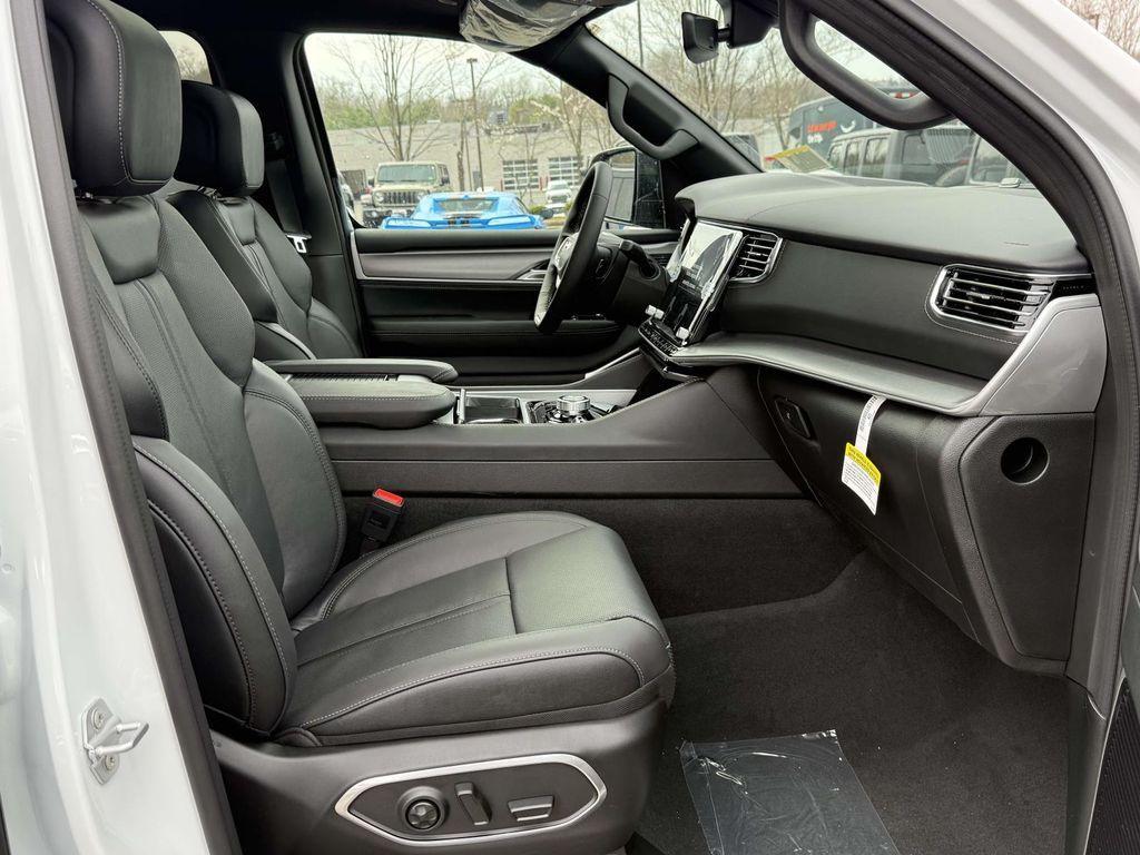 new 2026 Jeep Grand Wagoneer car, priced at $78,283