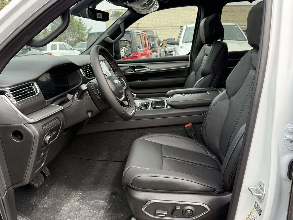 new 2026 Jeep Grand Wagoneer car, priced at $78,283