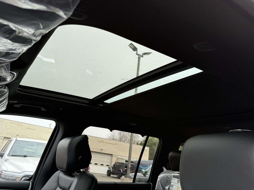 new 2026 Jeep Grand Wagoneer car, priced at $78,283