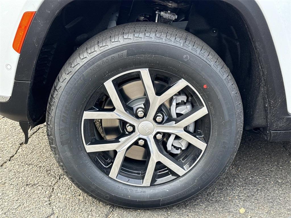 new 2025 Jeep Grand Cherokee L car, priced at $49,764