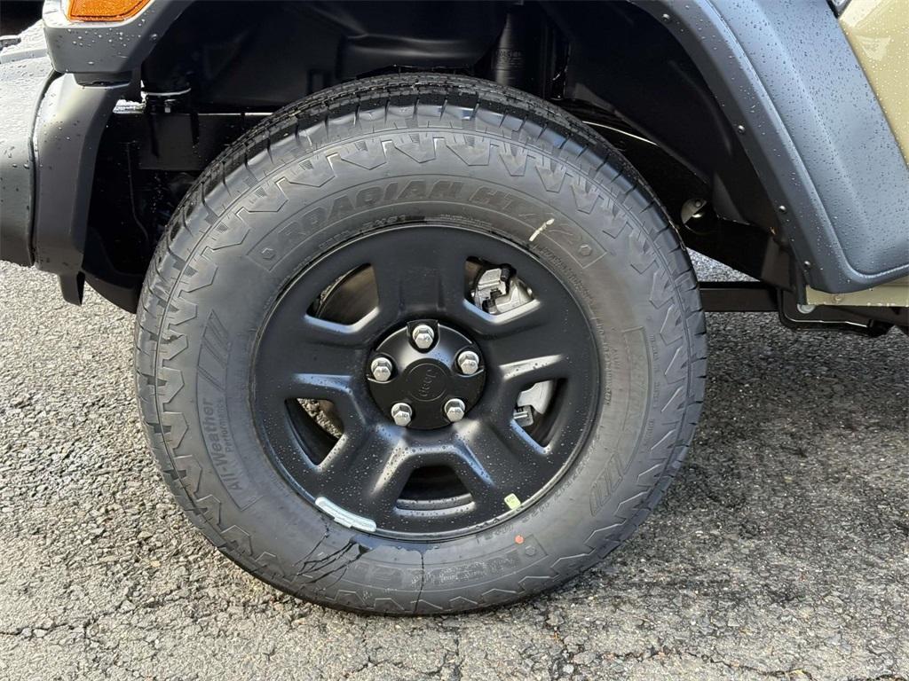 new 2026 Jeep Wrangler car, priced at $39,370