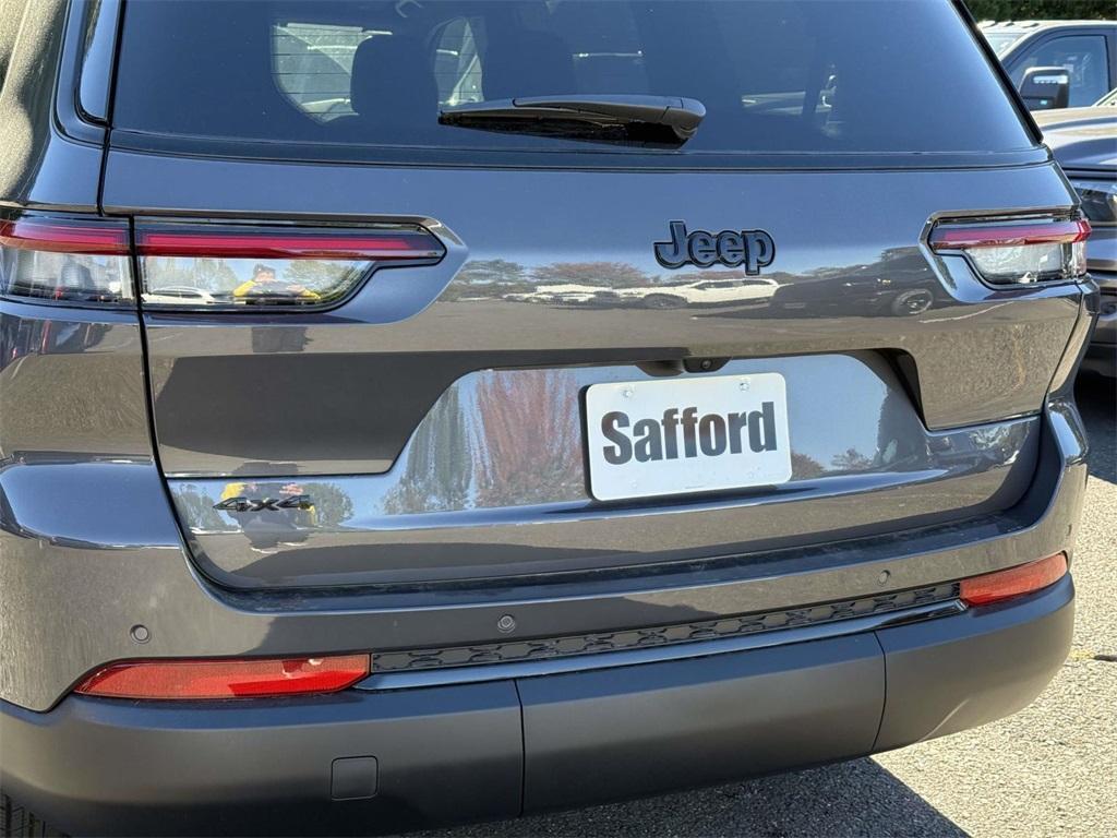 new 2025 Jeep Grand Cherokee L car, priced at $40,665