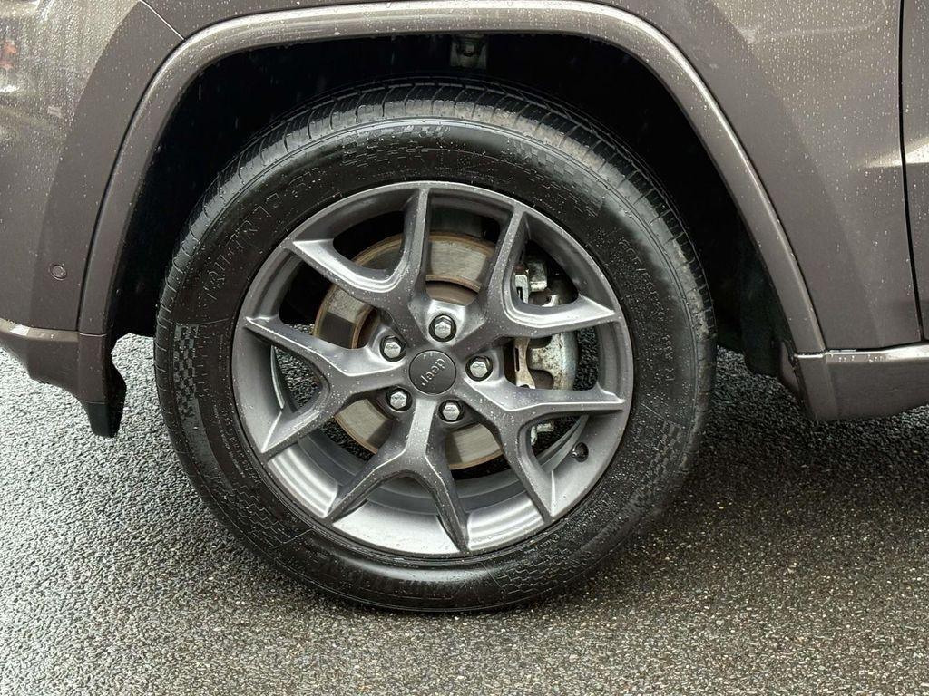 used 2021 Jeep Grand Cherokee car, priced at $27,943