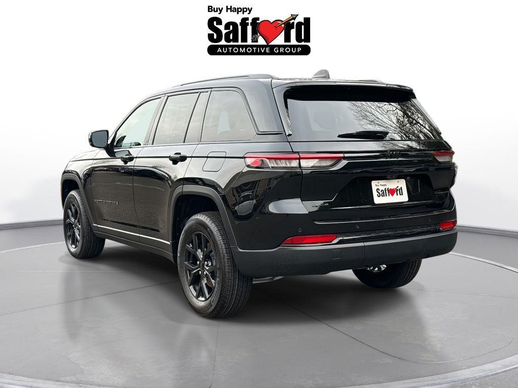 new 2025 Jeep Grand Cherokee car, priced at $37,101
