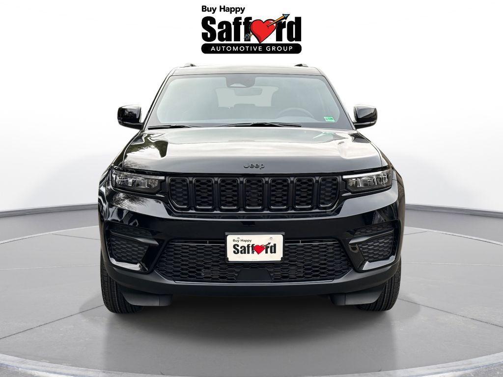 new 2025 Jeep Grand Cherokee car, priced at $37,101