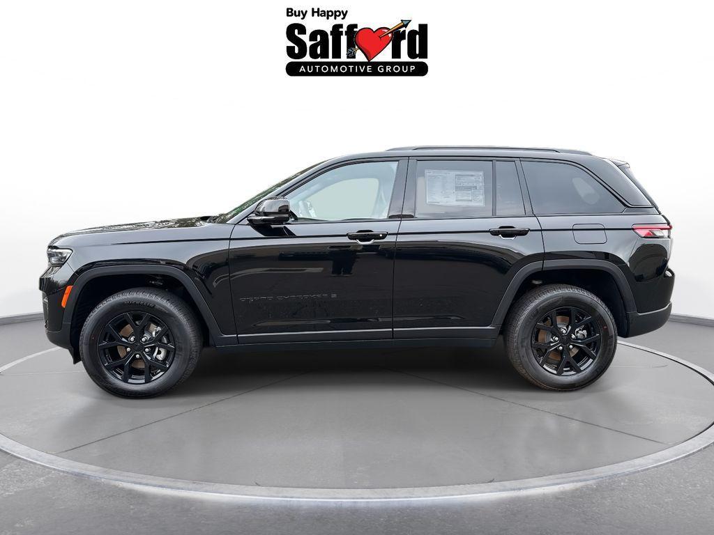 new 2025 Jeep Grand Cherokee car, priced at $37,101