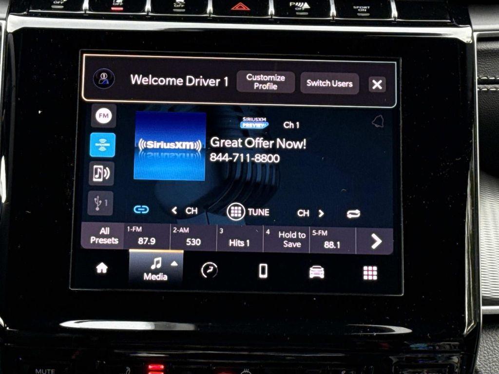 new 2025 Jeep Grand Cherokee car, priced at $37,101