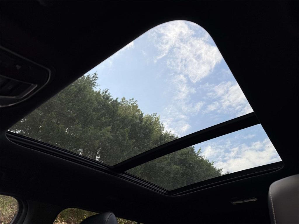 new 2025 Jeep Grand Cherokee L car, priced at $42,677