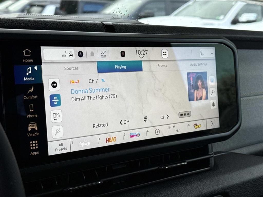 new 2026 Jeep Wrangler car, priced at $43,924