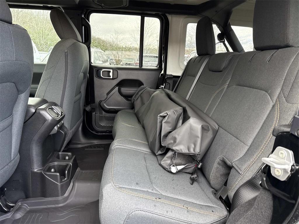new 2026 Jeep Wrangler car, priced at $43,924