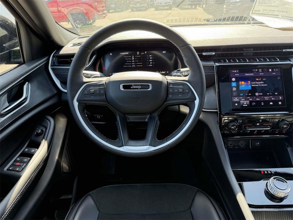 new 2025 Jeep Grand Cherokee L car, priced at $40,665