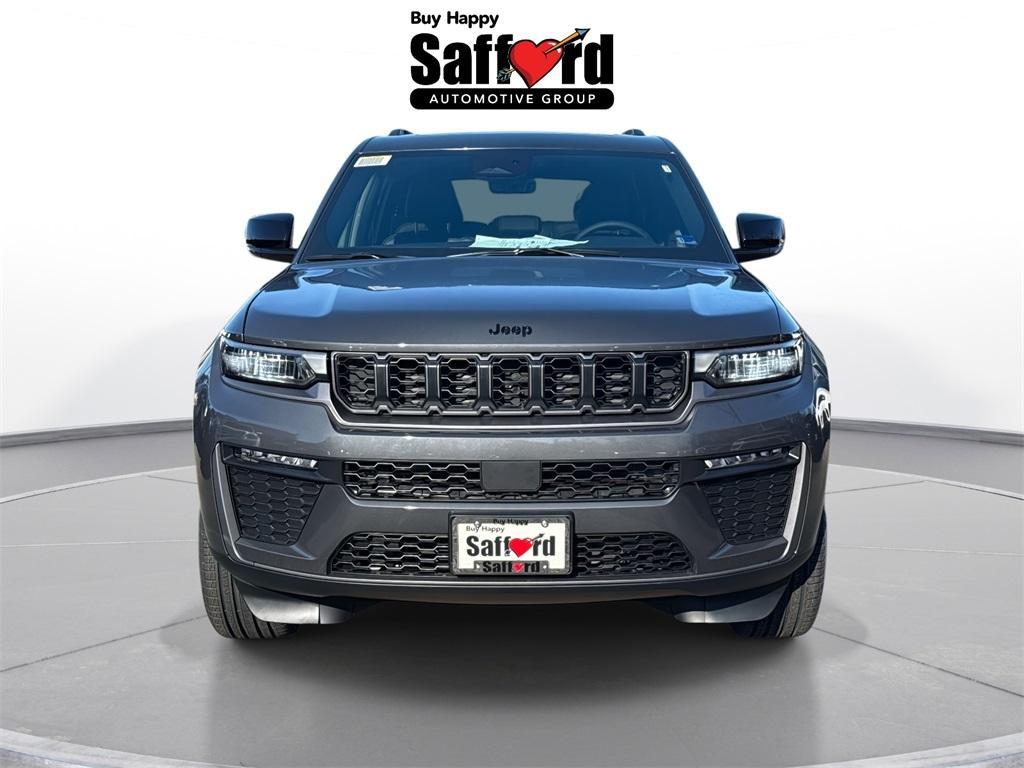 new 2026 Jeep Grand Cherokee car, priced at $45,681