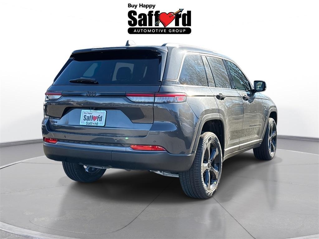 new 2026 Jeep Grand Cherokee car, priced at $45,681