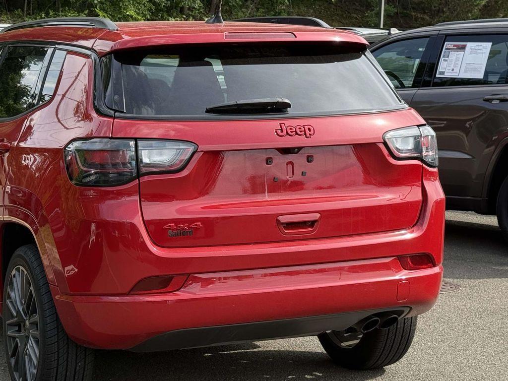 used 2022 Jeep Compass car, priced at $25,000