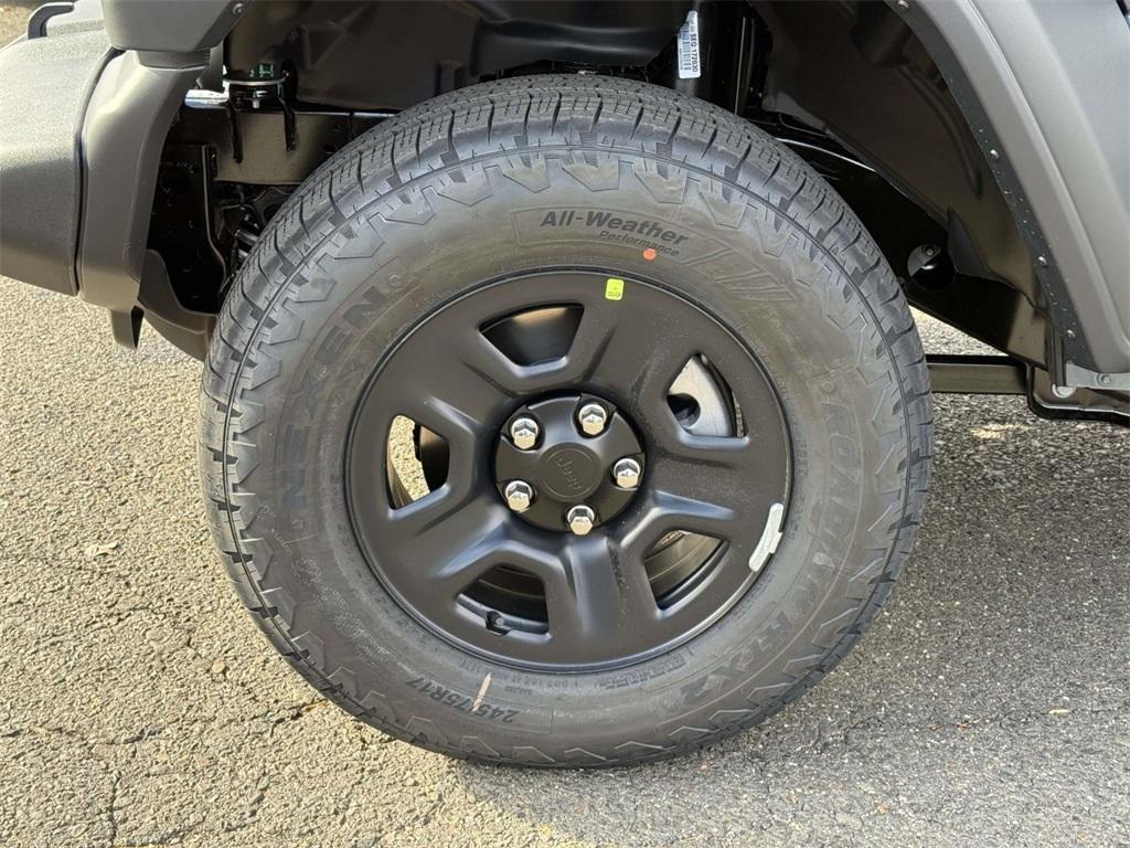 new 2026 Jeep Wrangler car, priced at $39,370