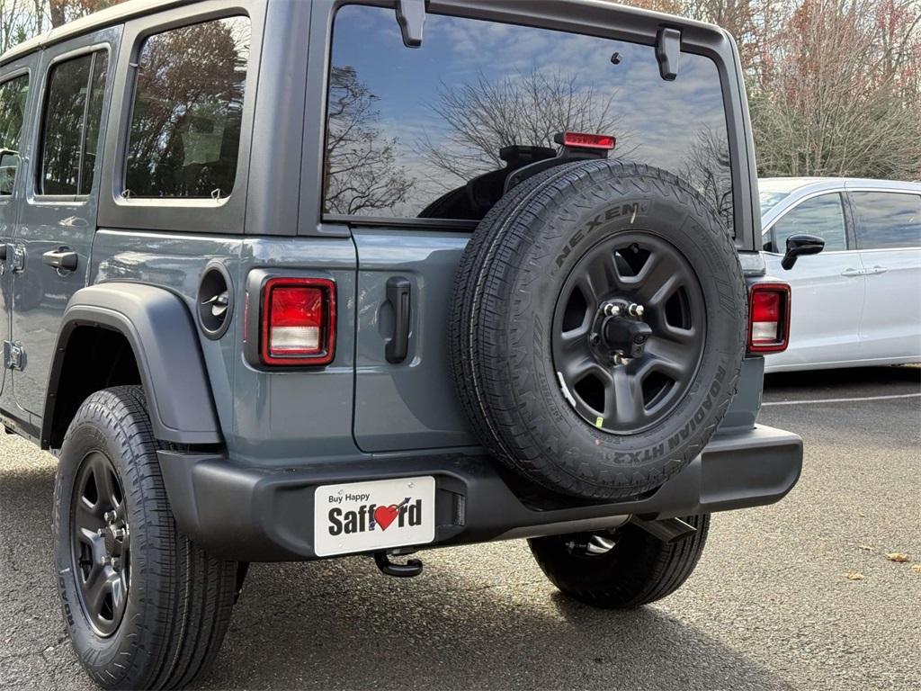 new 2026 Jeep Wrangler car, priced at $39,370
