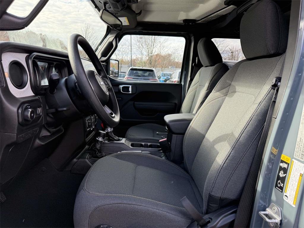 new 2026 Jeep Wrangler car, priced at $39,370