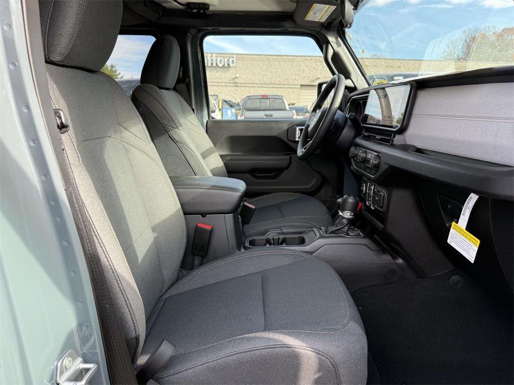 new 2026 Jeep Wrangler car, priced at $39,370
