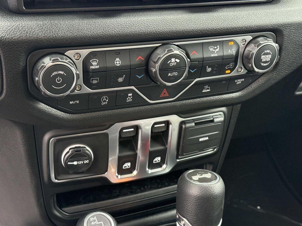 new 2026 Jeep Wrangler car, priced at $43,743