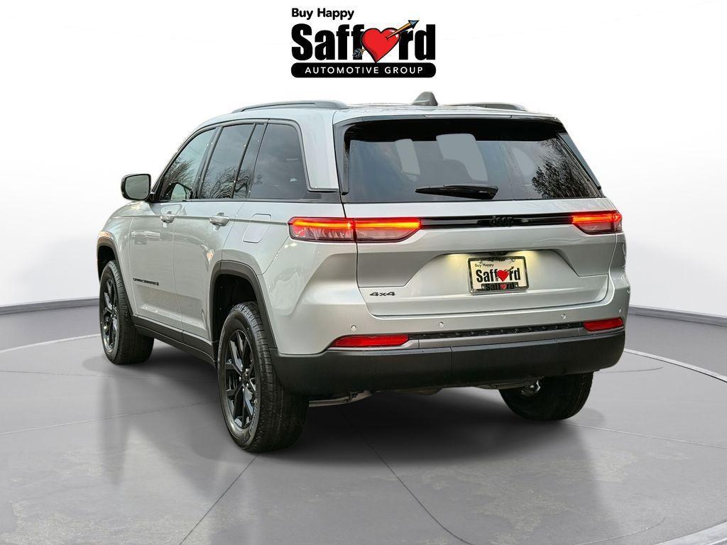 new 2026 Jeep Grand Cherokee car, priced at $43,398