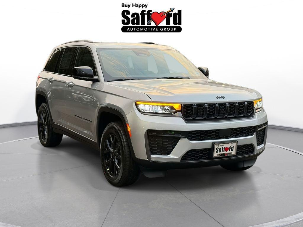 new 2026 Jeep Grand Cherokee car, priced at $43,398