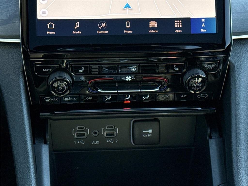 new 2025 Jeep Grand Cherokee L car, priced at $47,667