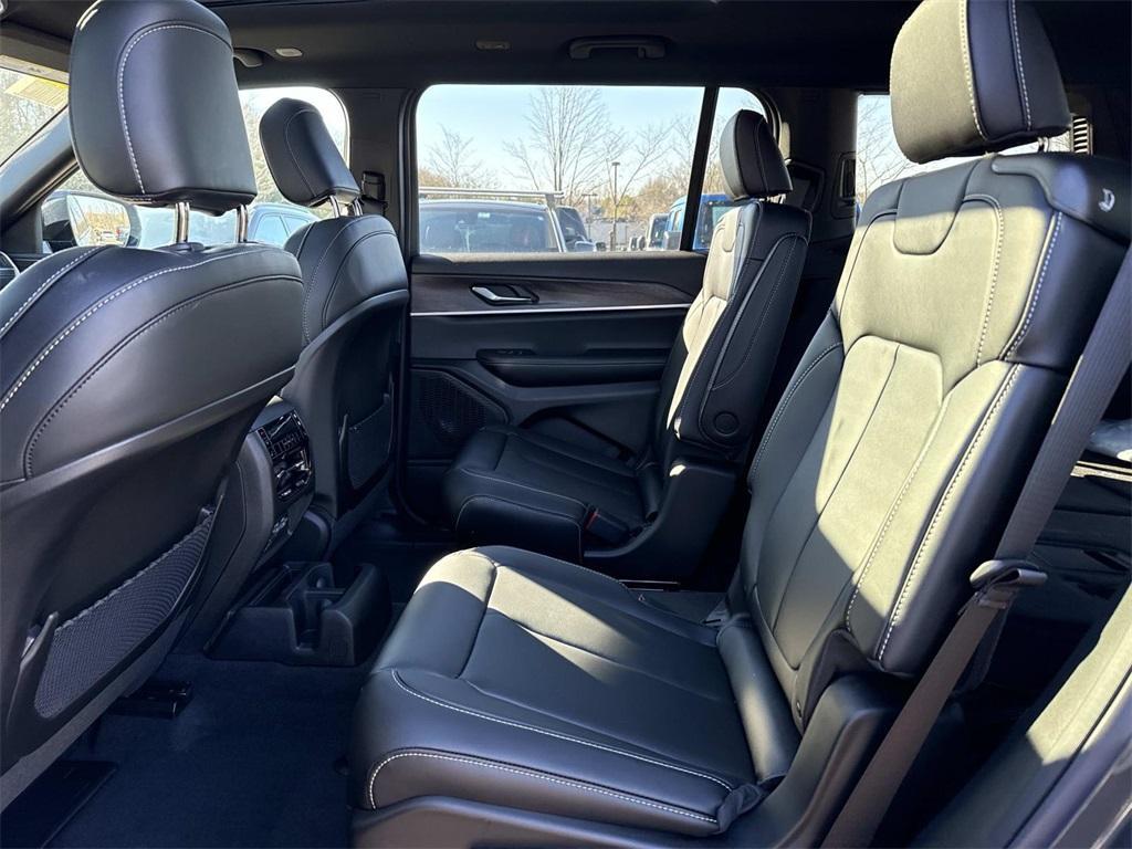 new 2025 Jeep Grand Cherokee L car, priced at $47,667