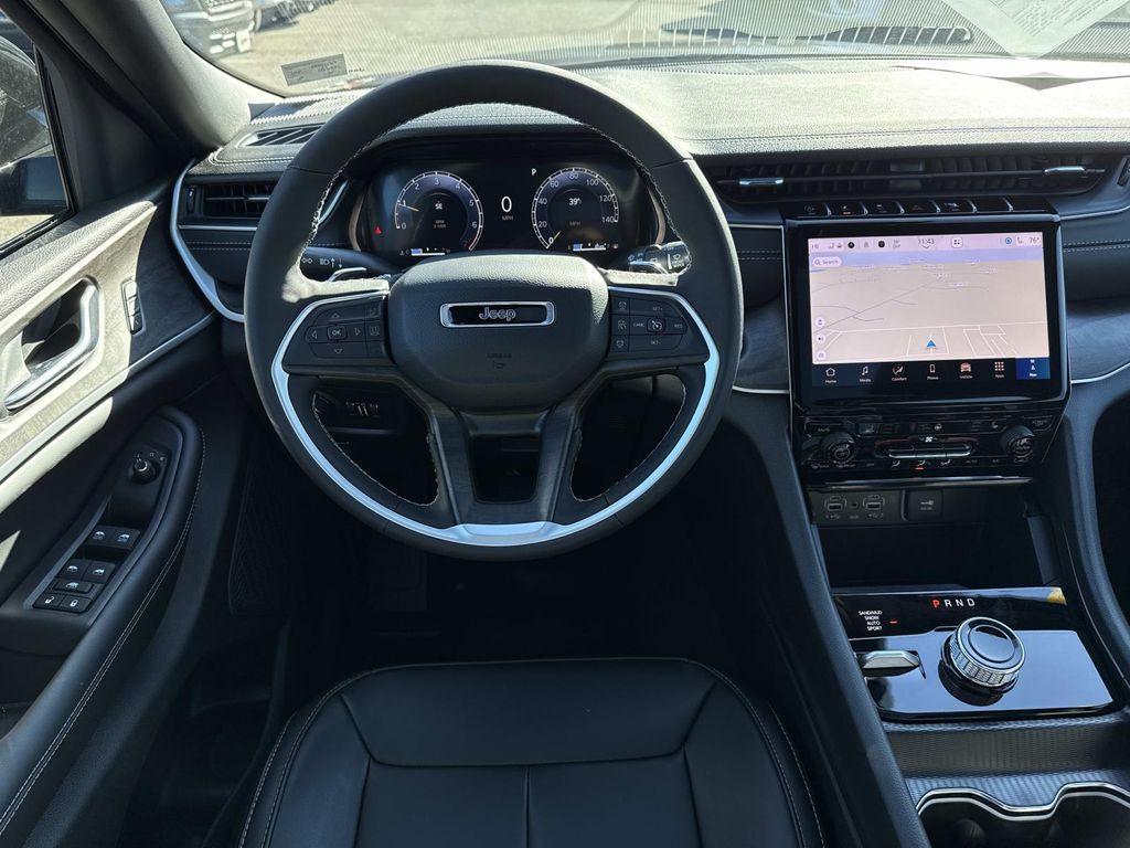 new 2025 Jeep Grand Cherokee L car, priced at $43,167